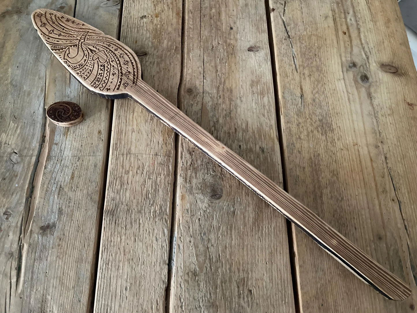Moana Paddel aus Holz, Vaiana inspiriert, 70 cm Länge, 100 cm Länge, Lasercut, personalilierbar, Mauis Gravur