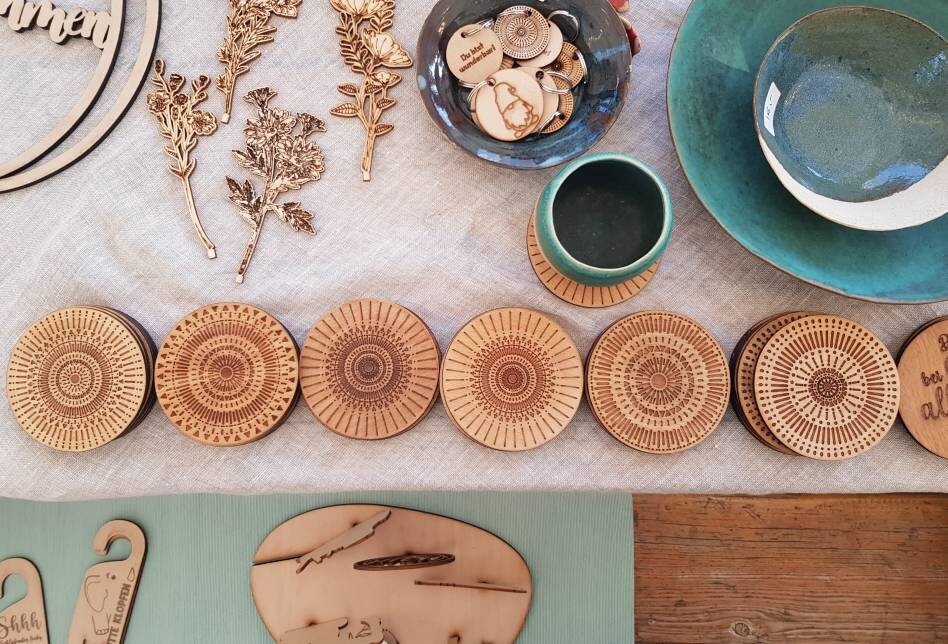 Untersetzer 10 cm, dekorativ, Mandala, Untersetzer für Tassen & Gläser, Holz, Laserschnitt, symmetrische Form, naturbelassen, Party Artikel