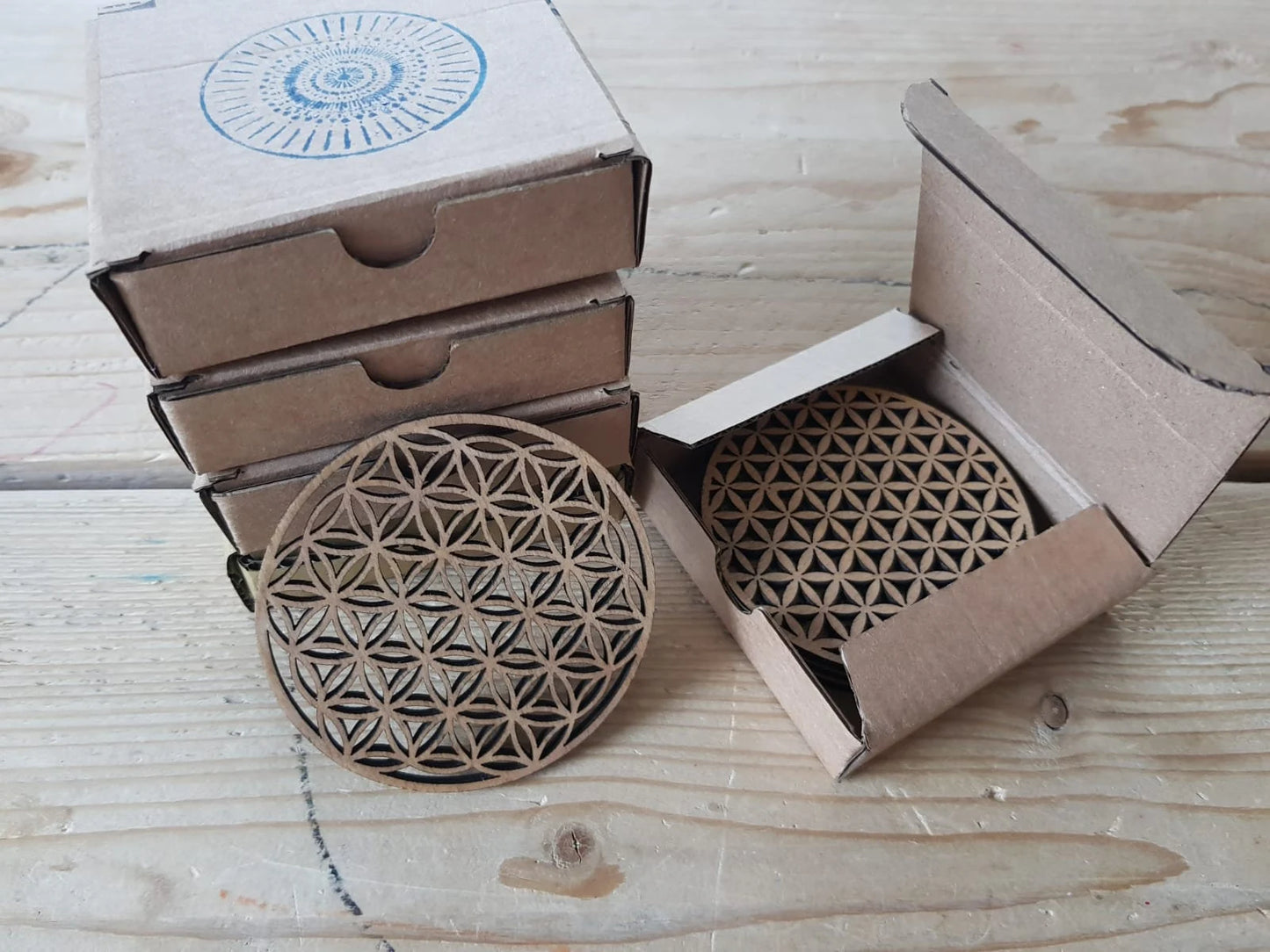 Blume des Lebens Untersetzer, Heilige Geometrie, Laser cut, Untersetzer für Tassen & Gläser, Holz, symmetrische Form, (4er Set)
