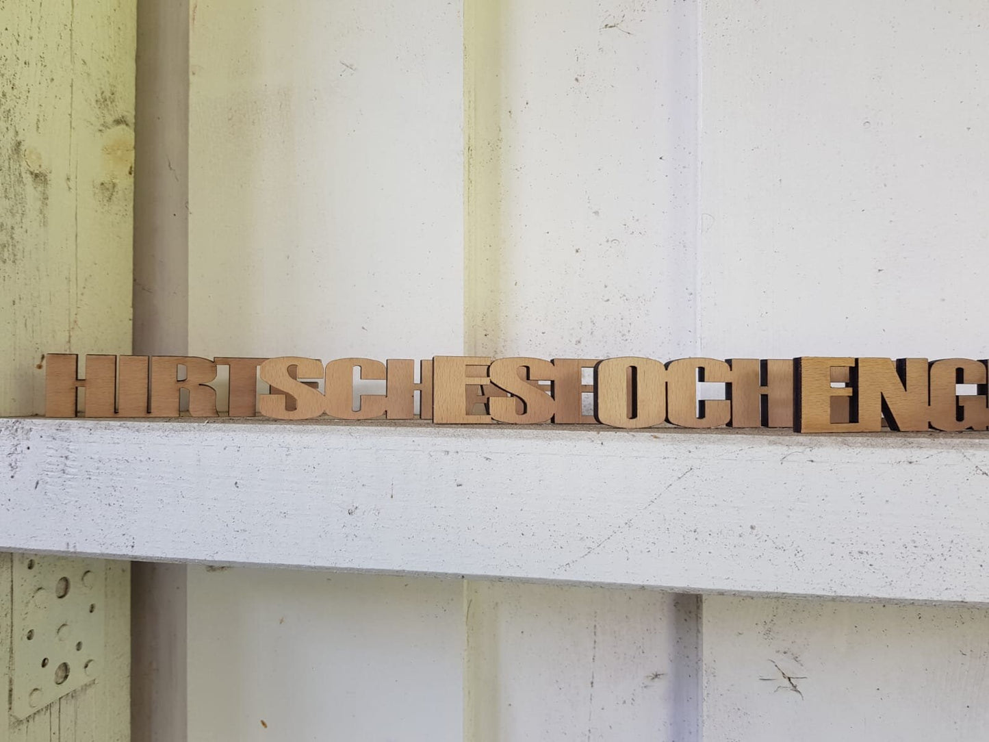 minimalistische Weihnachtskrippe aus Holz