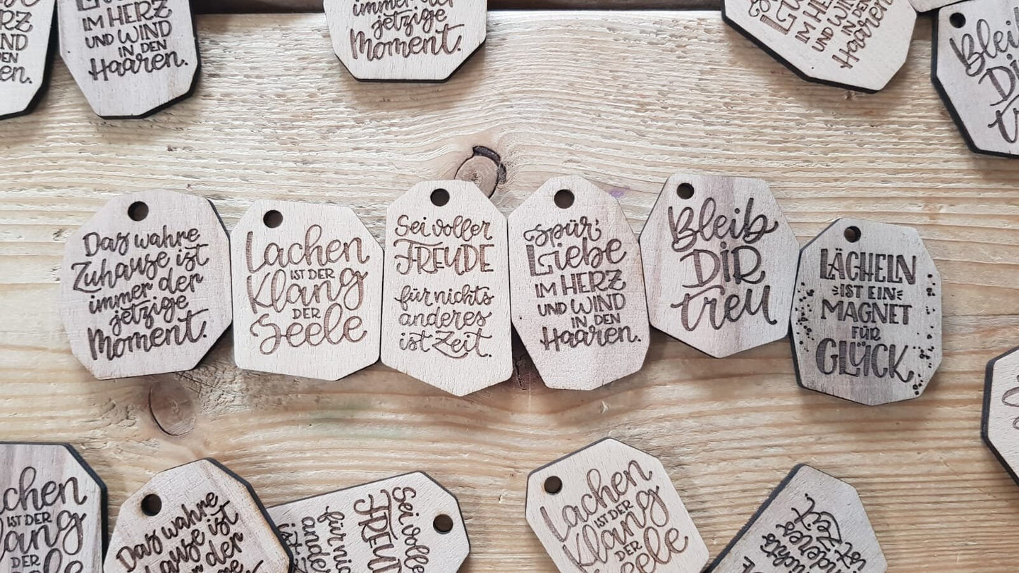 Schlüsselanhänger 6er Set, Holzanhänger, Mutsprüche, Gute Laune Sprüche, positive Sprichwörter, Geschenk