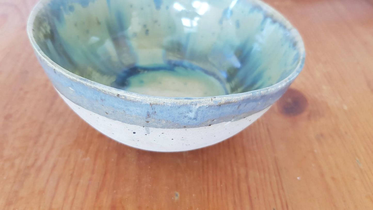 Tonschale, Keramikschale, Ton, Keramik, Schale, lasiert, blau, beige, weiß, rund, handgemacht, Unikat, natürlich, Einzelstück